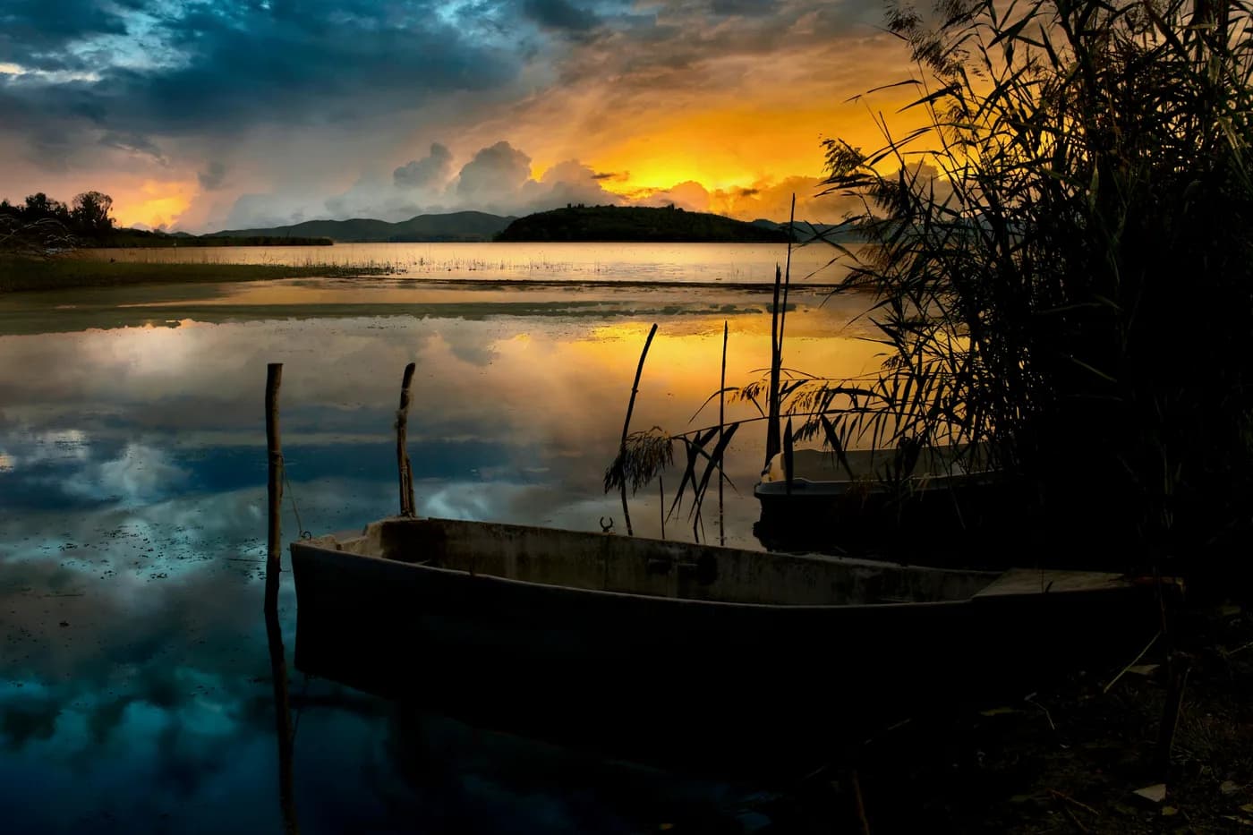 Lake Trasimeno: Umbria's Tranquil Hidden Gem